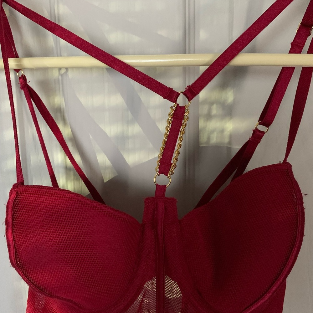 Victoria Secret lingerie 34B